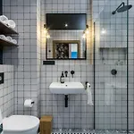 公寓 Elite Oliwa Business Center 格但斯克