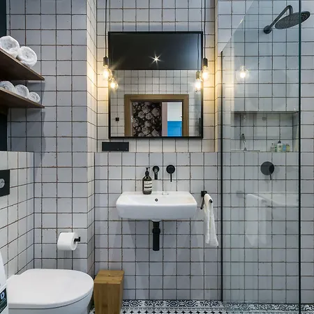 公寓 Elite Oliwa Business Center 格但斯克